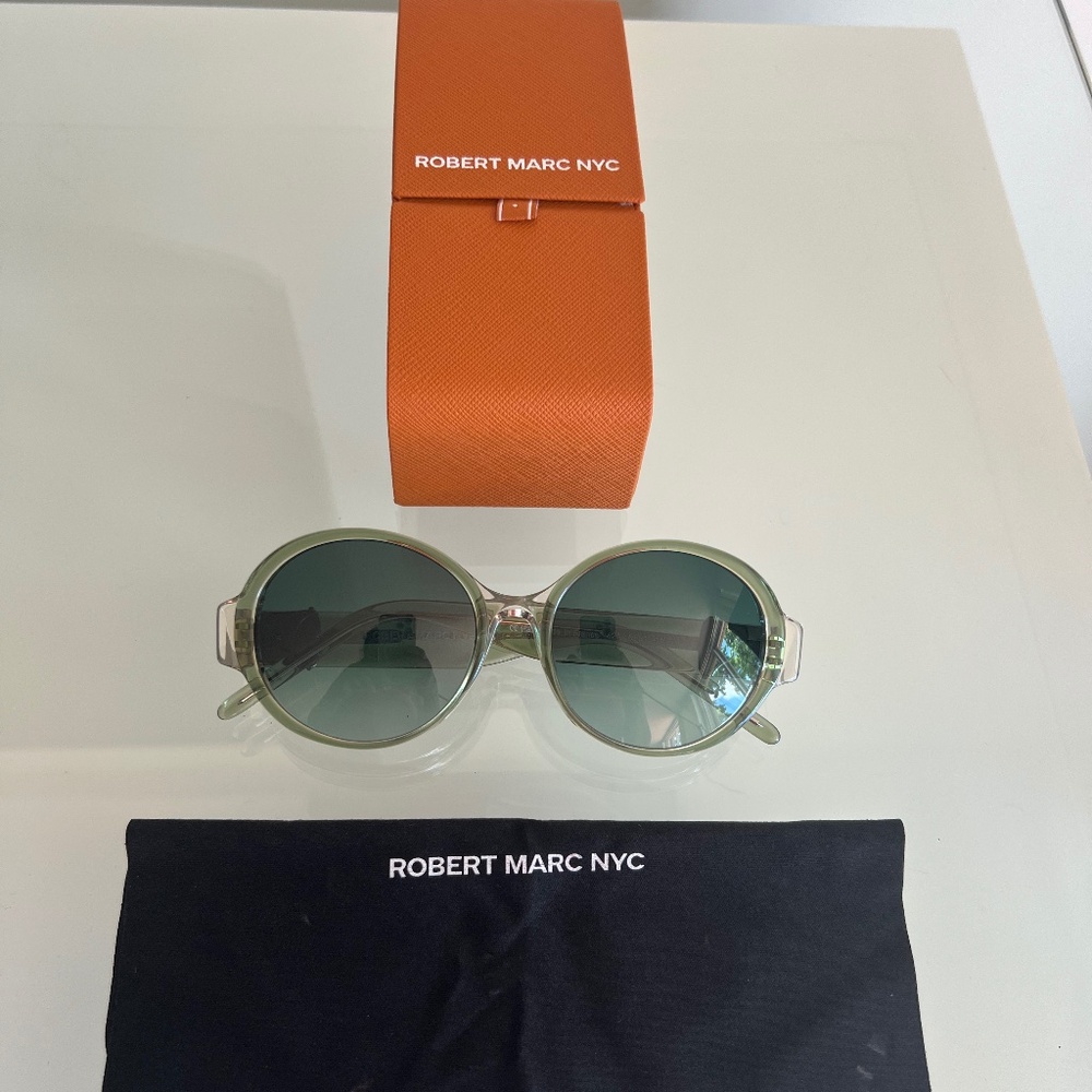 ROBERT MARC NYC Love In New York City RMNYC 5008  Sunglasses